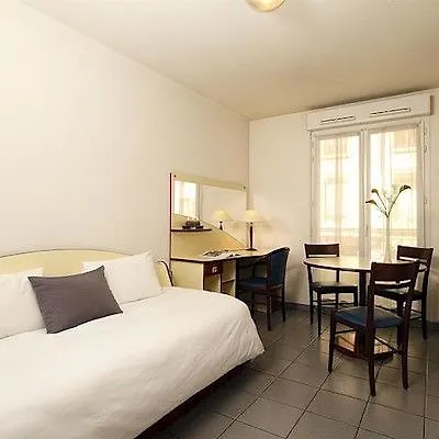 Appart'city Classic Part Dieu Garibaldi Aparthotel 2*