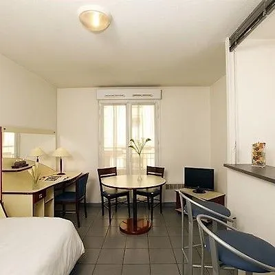 Aparthotel Appart'city Classic Part Dieu Garibaldi Lyon