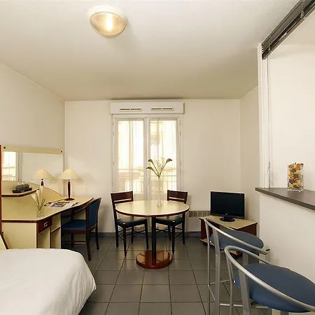 Appart'city Classic Part Dieu Garibaldi Aparthotel