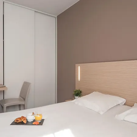 Appart'city Classic Part Dieu Garibaldi Hotel apartamentowy Lyon